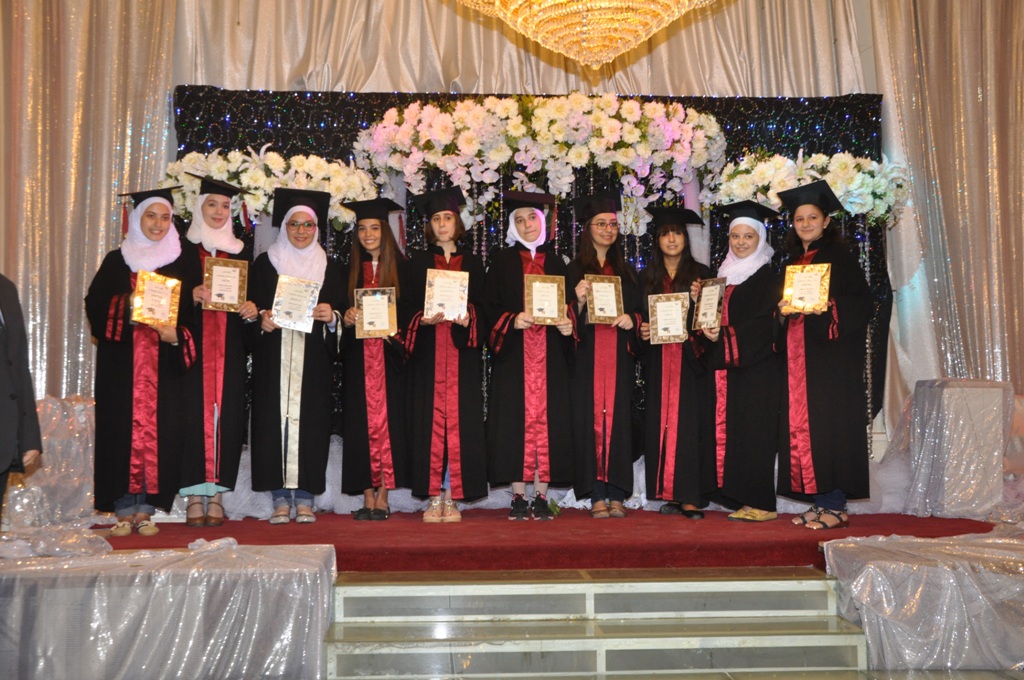 حفلة تكريم أوائل الصف التاسع للعام الدراسي 2014-2015 